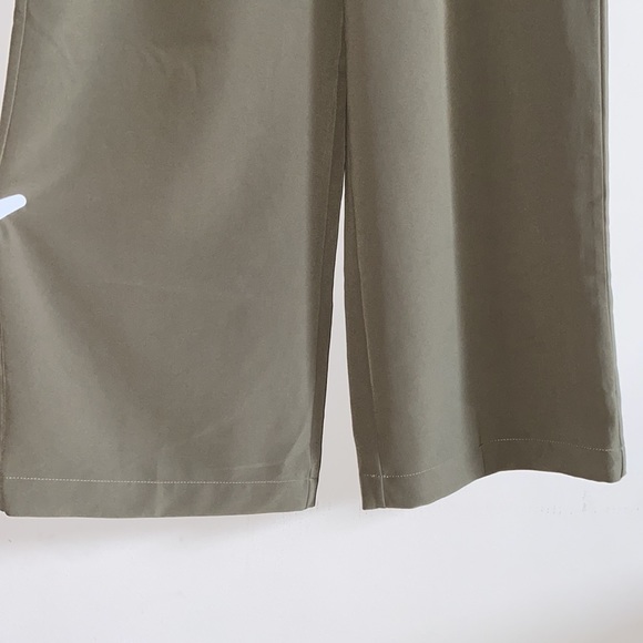 Wide Legged Pastel Green Dress Pants - Picture 5 of 5